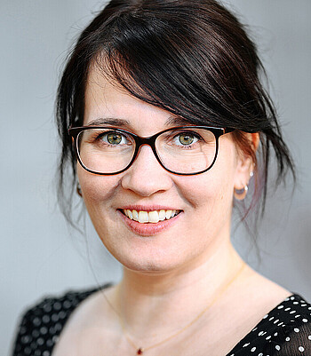 Portrait Tanja Holthaus - Pressesprecherin